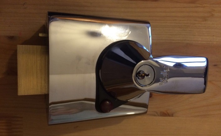 yale lock night latch replace buy